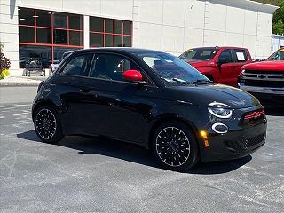 2024 Fiat 500e  ZFAFFAA44RX215151 in Princeton, WV 1