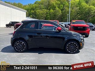 2024 Fiat 500e  ZFAFFAA44RX215151 in Princeton, WV 3