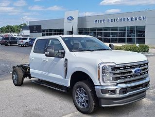 2024 Ford F-350 Lariat 1FD8W3FN2RED68620 in Florence, SC 1