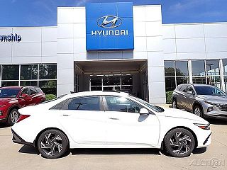 2024 Hyundai Elantra SEL VIN: KMHLS4DG4RU772640