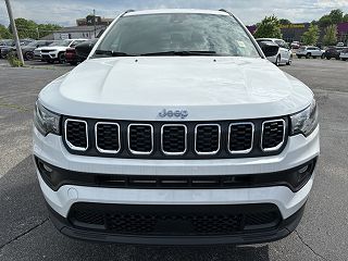 2024 Jeep Compass Latitude 3C4NJDBN8RT106828 in Frankfort, KY 4