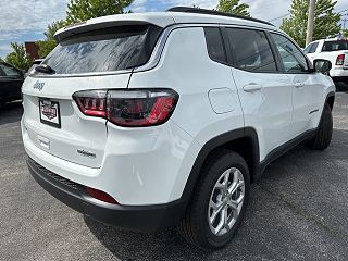 2024 Jeep Compass Latitude 3C4NJDBN8RT106828 in Frankfort, KY 8