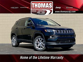 2024 Jeep Compass Latitude 3C4NJDFN2RT123828 in Highland, IN 1
