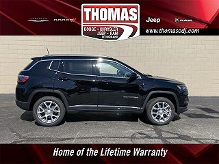 2024 Jeep Compass Latitude 3C4NJDFN2RT123828 in Highland, IN 9