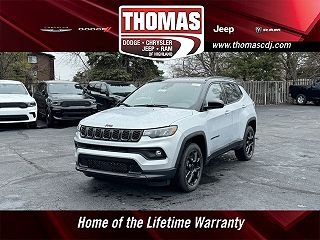 2024 Jeep Compass Latitude 3C4NJDBN1RT123518 in Highland, IN 13