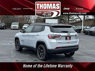 2024 Jeep Compass Latitude 3C4NJDBN1RT123518 in Highland, IN 5