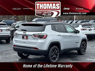 2024 Jeep Compass Latitude 3C4NJDBN1RT123518 in Highland, IN 7