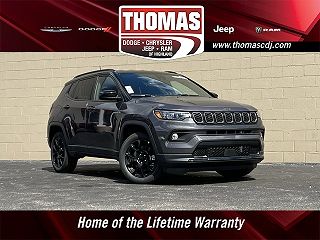 2024 Jeep Compass Latitude 3C4NJDBN7RT135768 in Highland, IN 1