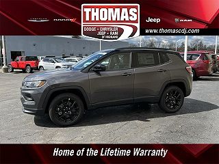 2024 Jeep Compass Latitude 3C4NJDBN7RT135768 in Highland, IN 4