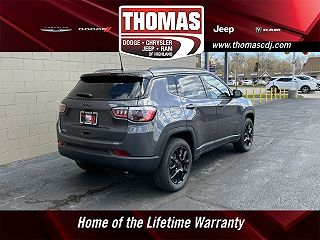 2024 Jeep Compass Latitude 3C4NJDBN7RT135768 in Highland, IN 8