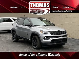 2024 Jeep Compass Latitude 3C4NJDBN2RT602353 in Highland, IN 11