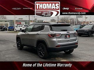 2024 Jeep Compass Latitude 3C4NJDBN2RT602353 in Highland, IN 5