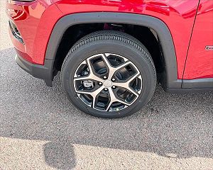 2024 Jeep Compass  3C4NJDCN1RT147686 in Sioux City, IA 22