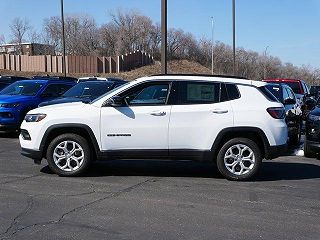 2024 Jeep Compass  3C4NJDBN9RT112024 in South Saint Paul, MN 2