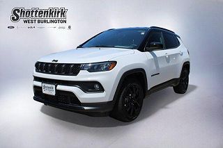 2024 Jeep Compass  3C4NJDBN2RT600408 in West Burlington, IA