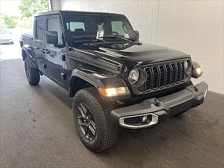 2024 Jeep Gladiator  1C6JJTAG5RL114674 in Orlando, FL 1