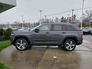 2024 Jeep Grand Cherokee 4xe 1C4RJYB60R8956999 in Bedford, OH 3