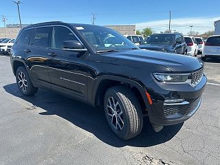 2024 Jeep Grand Cherokee Limited Edition 1C4RJHBGXRC189135 in Roseville, MI 3