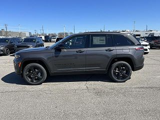 2024 Jeep Grand Cherokee Limited Edition 1C4RJHBG8RC200794 in Sterling Heights, MI 5