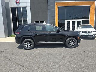 2024 Jeep Grand Cherokee Limited Edition 1C4RJHBG2R8581934 in Warrensburg, NY 7