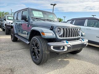 2024 Jeep Wrangler Sahara 4xe VIN: 1C4RJXP69RW256008