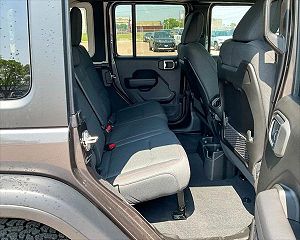2024 Jeep Wrangler Rubicon 1C4PJXFG9RW285042 in Sioux City, IA 18