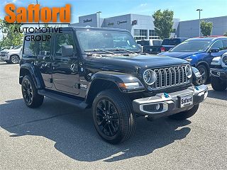 2024 Jeep Wrangler Sahara 4xe VIN: 1C4RJXP67RW220981