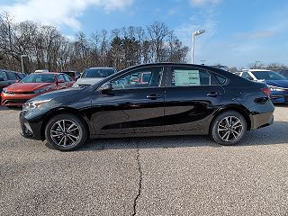 2024 Kia Forte LXS 3KPF24AD8RE730532 in Mentor, OH 4