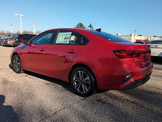 2024 Kia Forte LXS 3KPF24AD3RE712570 in Mentor, OH 5