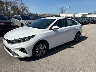 2024 Kia Forte LXS 3KPF24AD8RE753082 in Mentor, OH 2