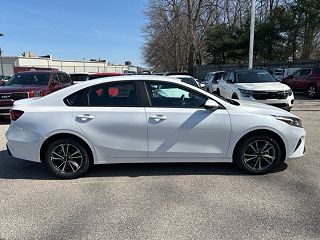 2024 Kia Forte LXS 3KPF24AD8RE753082 in Mentor, OH 7