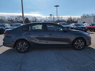 2024 Kia Forte LXS 3KPF24AD2RE715816 in Mentor, OH 9