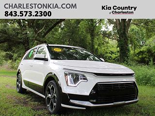 2024 Kia Niro EX Touring KNDCR3LE5R5187652 in Charleston, SC 1