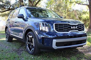 2024 Kia Telluride S 5XYP64GC9RG522217 in Charleston, SC 3