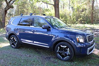 2024 Kia Telluride S 5XYP64GC9RG522217 in Charleston, SC 4