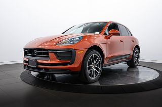 2024 Porsche Macan  VIN: WP1AA2A56RLB04624