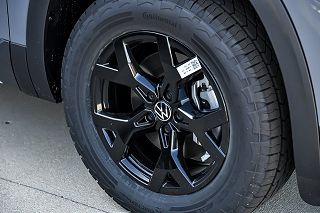 2024 Volkswagen Atlas Peak Edition SE 1V2CR2CA6RC585857 in Crystal Lake, IL 3