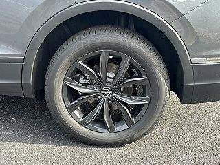 2024 Volkswagen Tiguan SE 3VV3B7AX7RM067105 in Alpharetta, GA 21