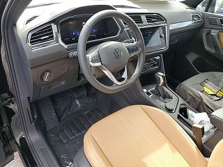 2024 Volkswagen Tiguan SE 3VVMB7AX9RM112727 in Greenwood, IN 16