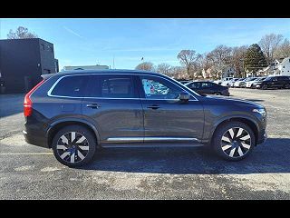 2024 Volvo XC90 T8 Plus YV4H60CE8R1217115 in Rochester, NY 8