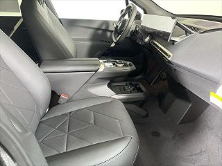 2025 BMW iX xDrive50 WB523CF08SCS49698 in Freeport, NY 18